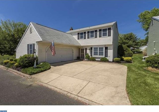 1st image of 3 Woodmont Ct