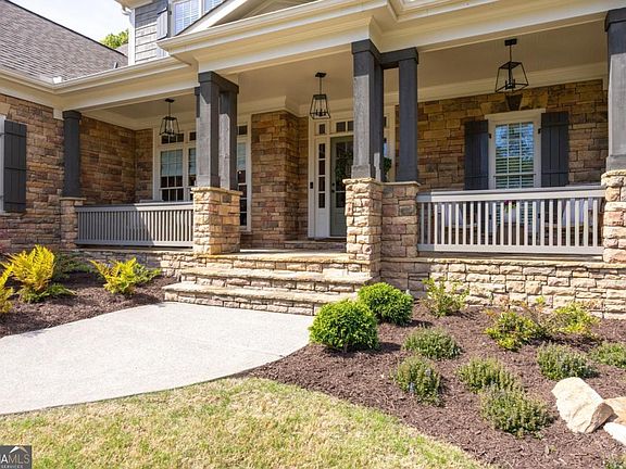 4th image of 2327 Starr Lake Dr NW