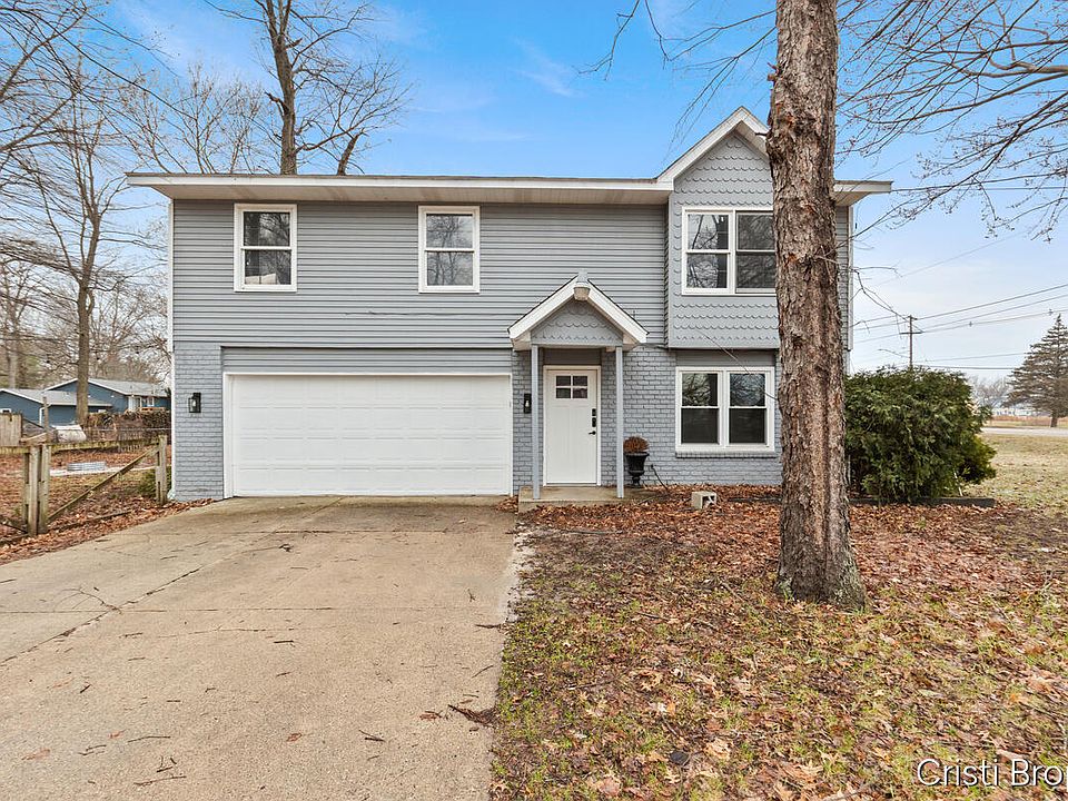 1st image of 952 Woodside Dr