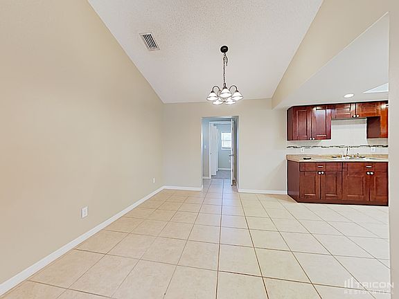4th image of 5335 Starhill Pl