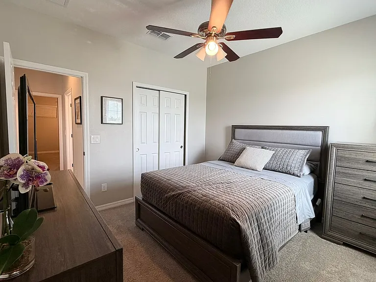 1659 Chatsworth Cir — Photo 17
