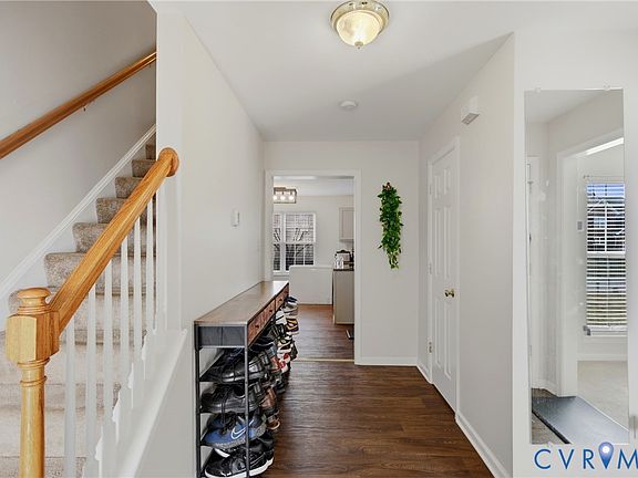 5th image of 1620 Tree Ridge Rd