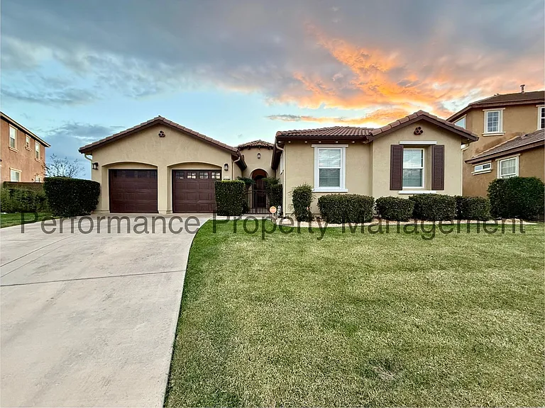5204 Gossimer Dr — Photo 1