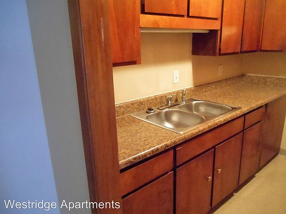 4th image of 104 Stafford St APT D8