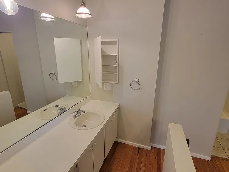 49 Warren St #C3 — Photo 14