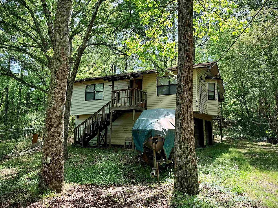 1st image of 1879 Parkwood Dr