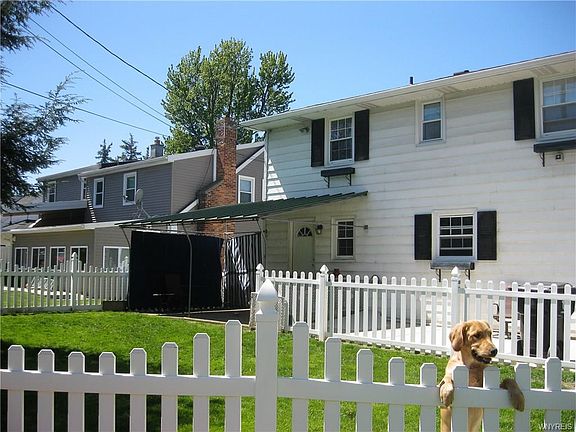 2nd image of 10 Willowgrove Ct