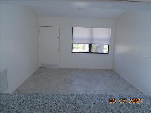 3rd image of 2184 Hansen St