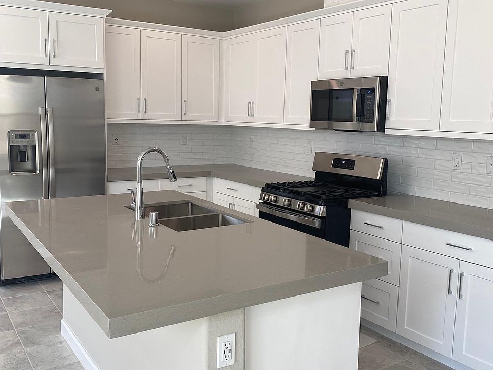 1st image of 2047 Carol Lee Ln
