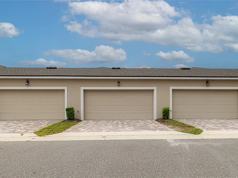 16461 Prairie School Dr — Photo 26