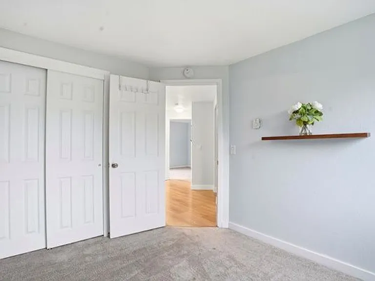 12452 SE 110th Ct — Photo 7