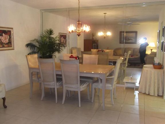 4th image of 4515 NW 2nd St APT B