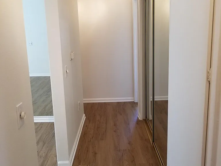 645 Parker St — Photo 10