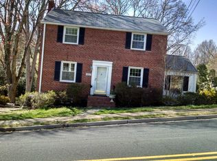 4107 35th St N, Arlington, VA 22207