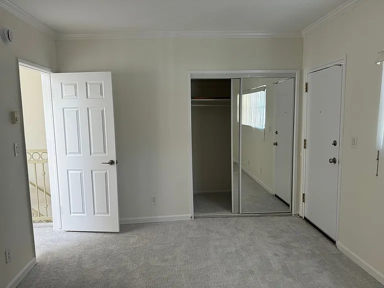 8219 Redlands St — Photo 10