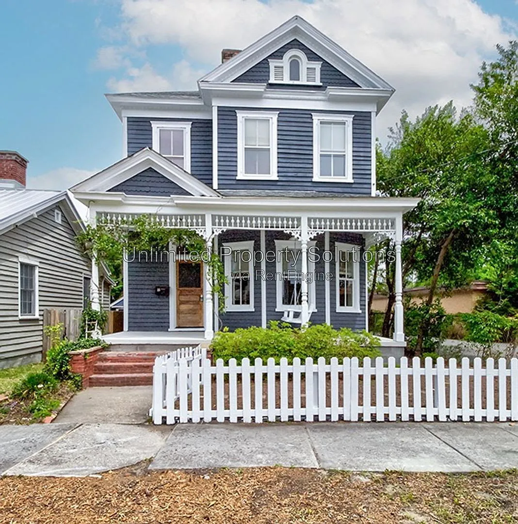 2 bed, 1.0 bath, $1,550 — Photo 1