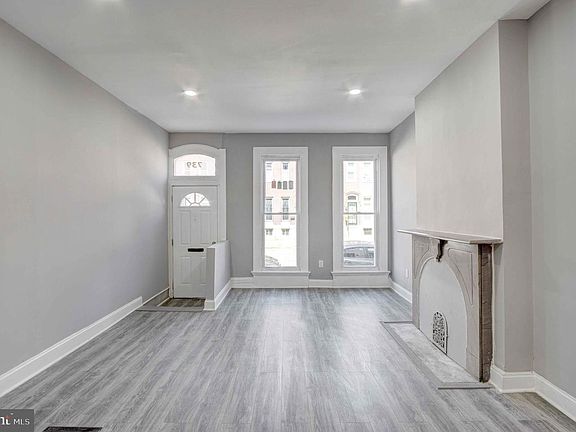 5th image of 739 Dolphin St