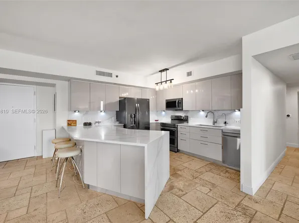 1800 S Ocean Dr, Hallandale, FL