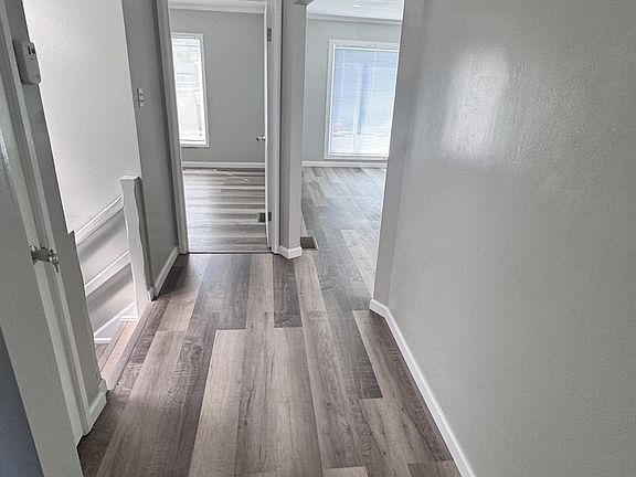 5th image of 1646 Yosemite Ave #1646