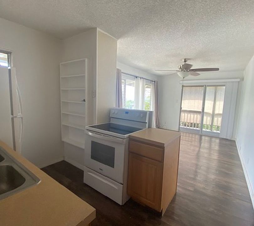 1st image of 75-5715 Kalawa St #6