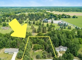 11608 Linda Ln, Gowen, MI 49326