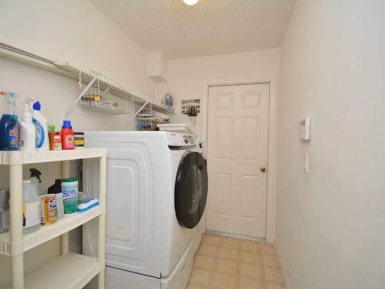 192 Pine Grove Dr — Photo 35