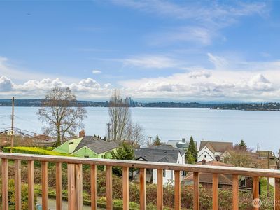 913 Lake Washington Boulevard S, Seattle, WA, 98144