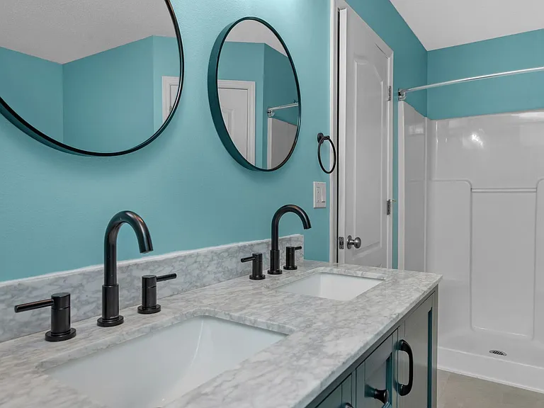 2081 Seagrape Dr — Photo 32