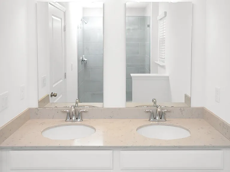 348 Rosemont Dr — Photo 28