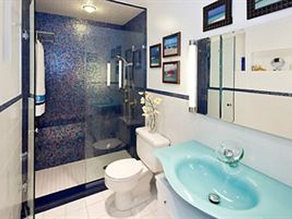 3rd image of 319 W 89th St #34