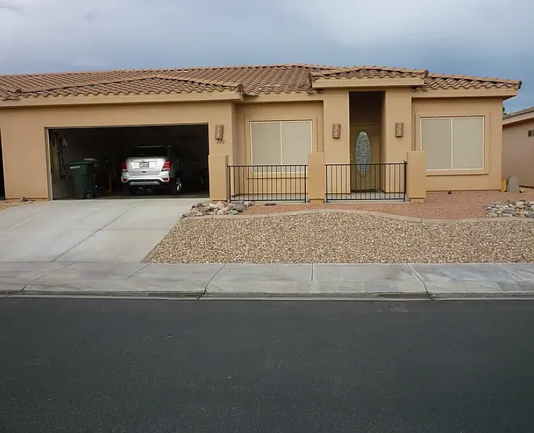 3 bed, 1419 sqft, $1,725 — Photo 1