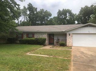 1104 W 17th Ter, Russellville, AR 72801