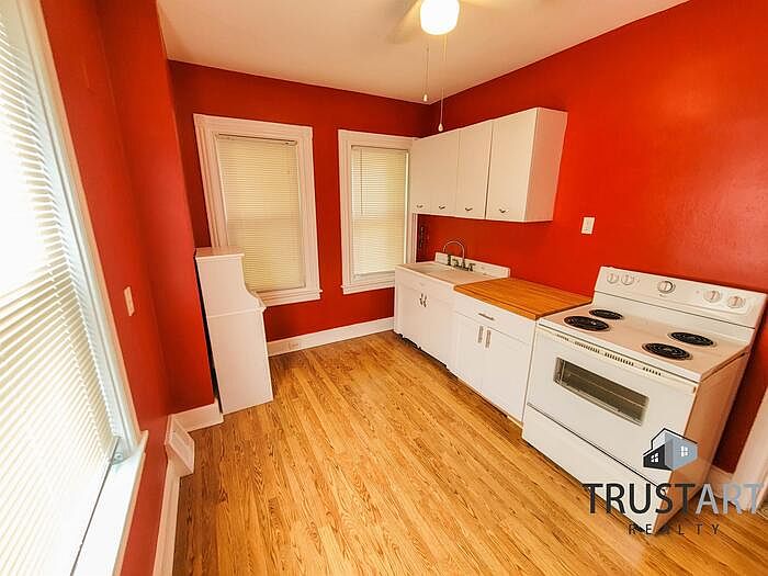 1st image of 518 Solly Ave Floor 2