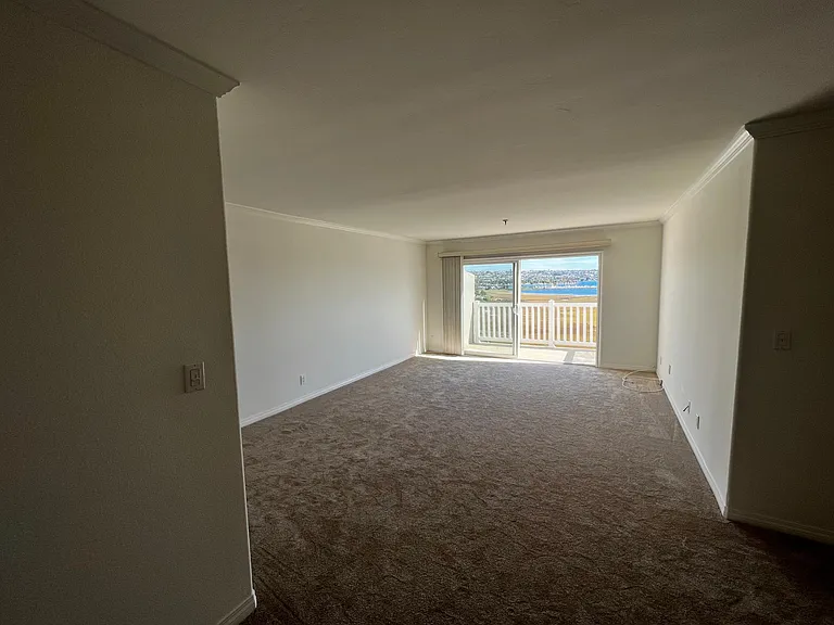 4015 Crown Point Dr #P6 — Photo 4