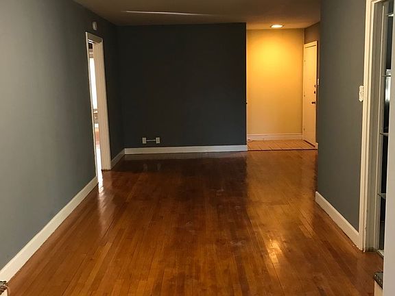 4th image of 2316 Butler Dr