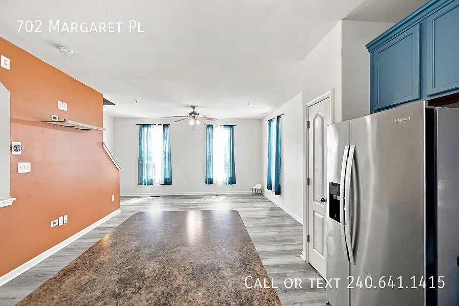Beautiful 2 Br/2.5 Ba Eog Townhome In Tanyard Springs! — Photo 2