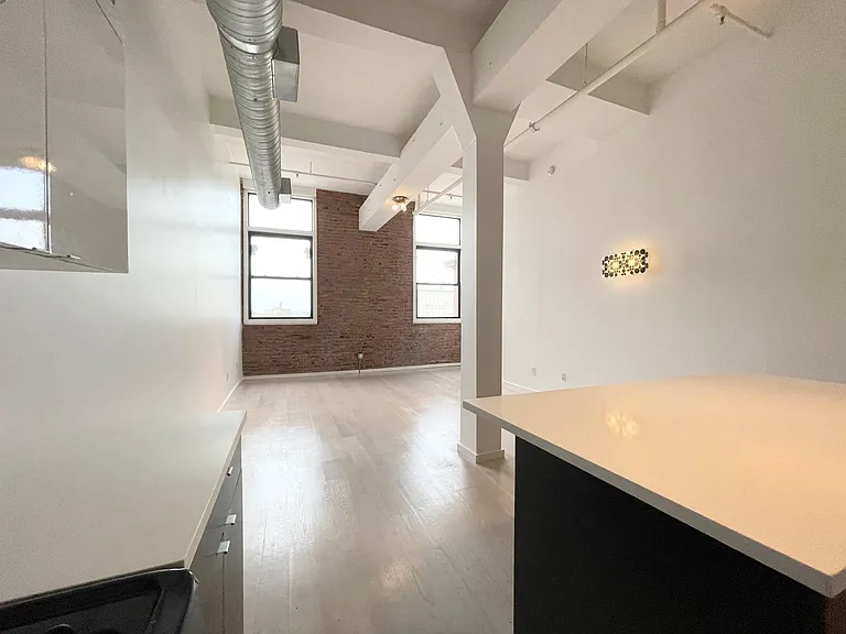 728 Market St #502 — Photo 14