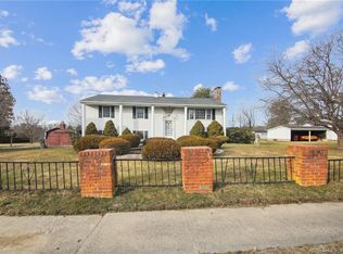 28 Hopmeadow Rd, Bristol, CT 06010