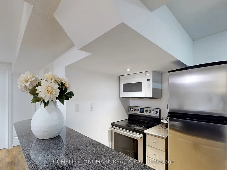 37 Justus Dr #BASEMENT — Photo 12