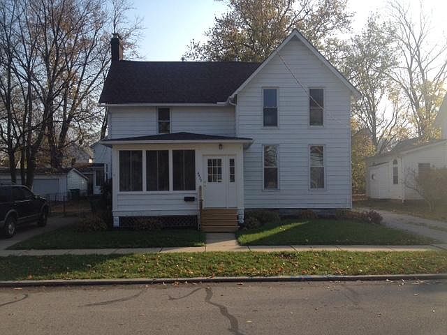 Quiet residential street, 2nd floor apartment.