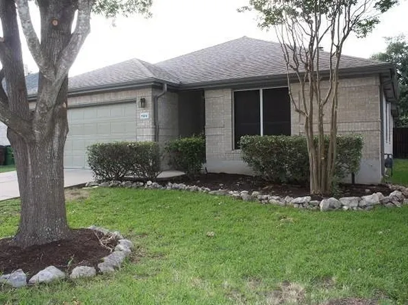 8104 Hawick Dr, Round Rock, TX 78681