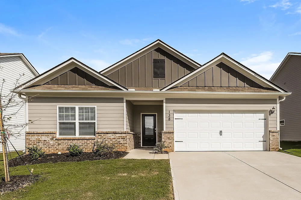 3 bed, 2.0 bath, 1863 sqft, $2,155 — Photo 1