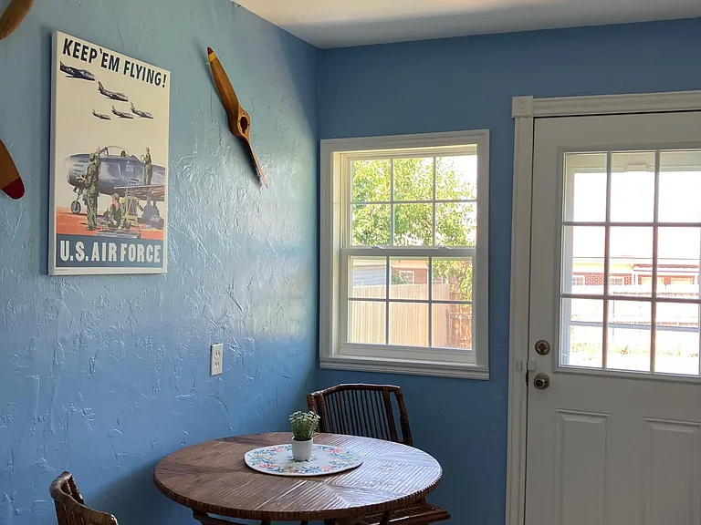 609 E Steed Dr — Photo 5