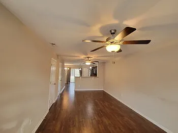 2 bed, 2.5 bath, 1312 sqft, $1,745 — Photo 3