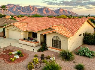 972 E Seven Palms Dr, Tucson, AZ 85755