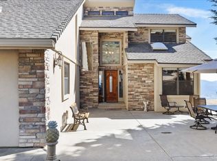 24930 Paramount Dr, Tehachapi, CA 93561