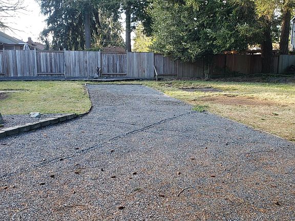 5th image of 5029 188th St SW