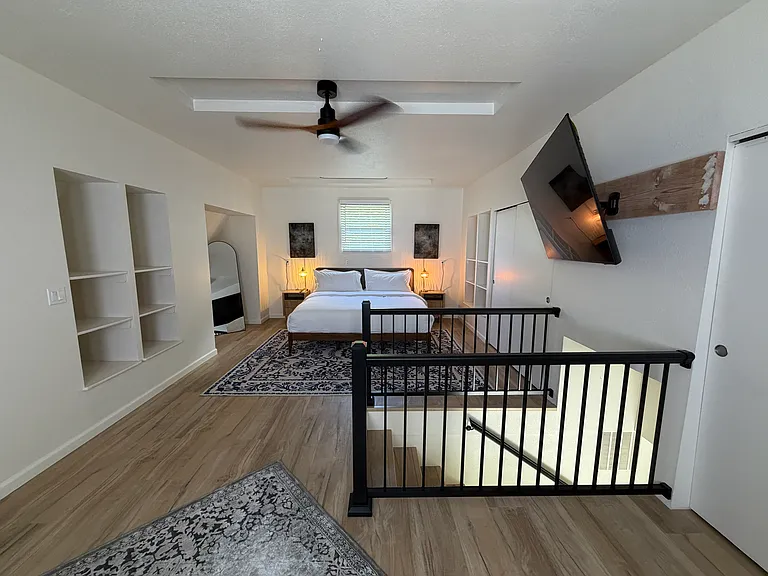 2560 Coffeen Ave — Photo 21