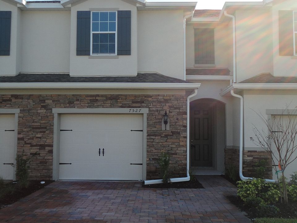 1st image of 7527 Aloma Pines Ct