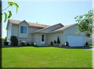 15420 Chokecherry Ave, Rosemount, MN 55068